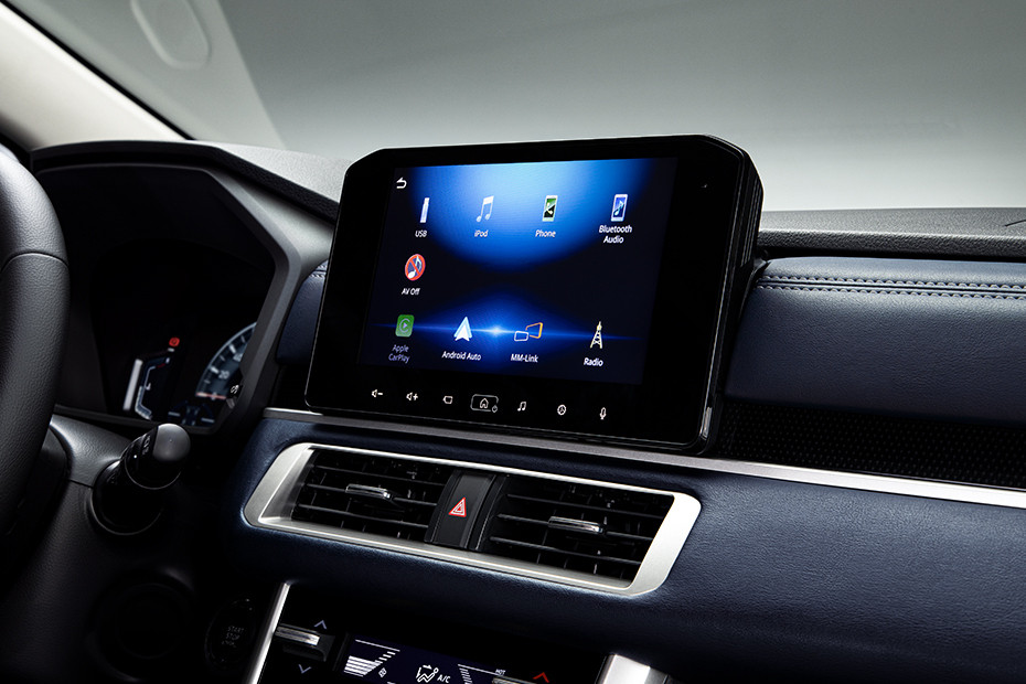 Front AC Controls of Mitsubishi Xpander Cross