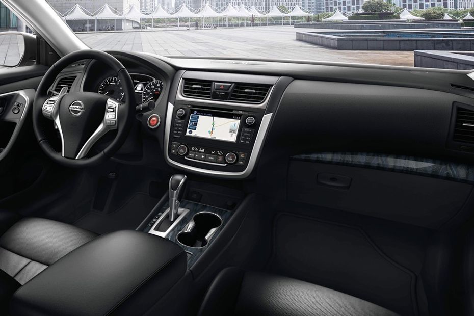 Dashboard View of Altima