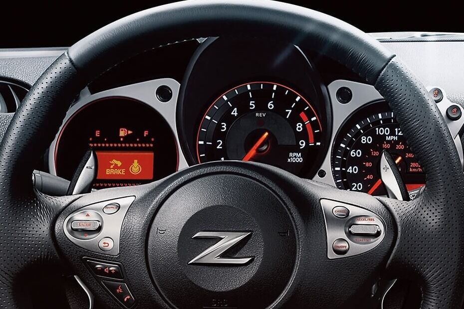 Nissan 370Z Tachometer