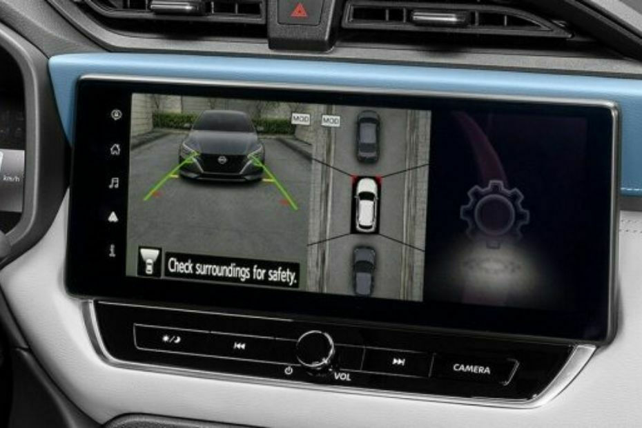 Nissan Kicks e-POWER Parking Camera Display
