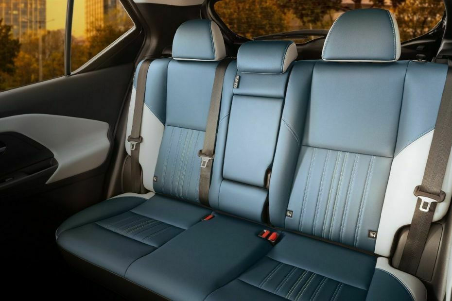 Nissan Kicks e-POWER Rear Seats