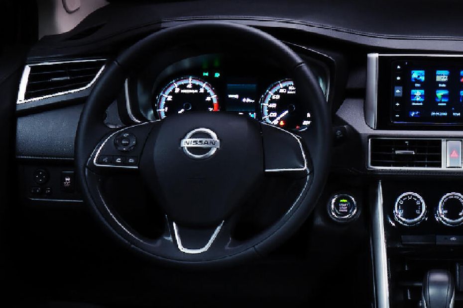 Nissan Livina 2024 Interior & Exterior Images, Colors & Video Gallery