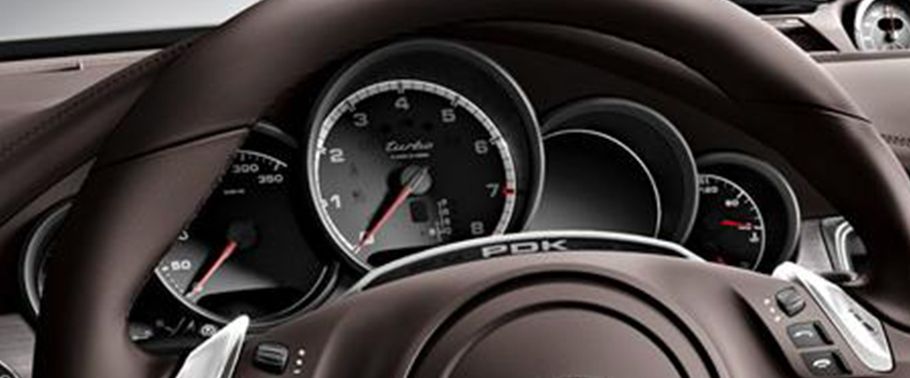Panamera Turbo Executive TachoMeter