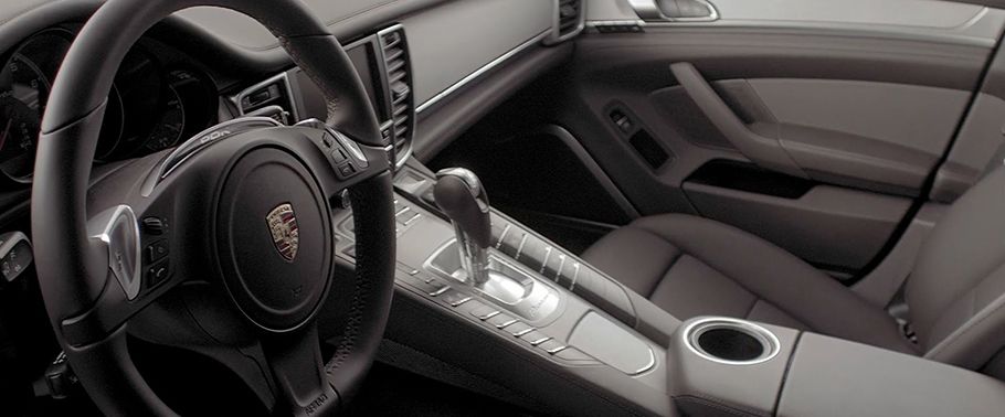 Panamera Turbo S Executive Front Center Divider