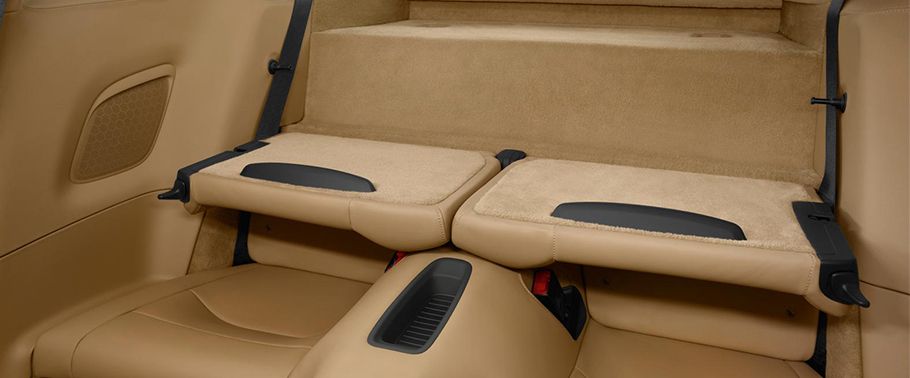 Porsche 911 Carrera S Cabriolet Rear Seats