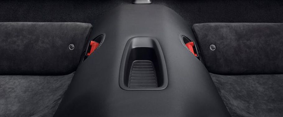 911 Carrera GTS Cabriolet Front Cup Holder