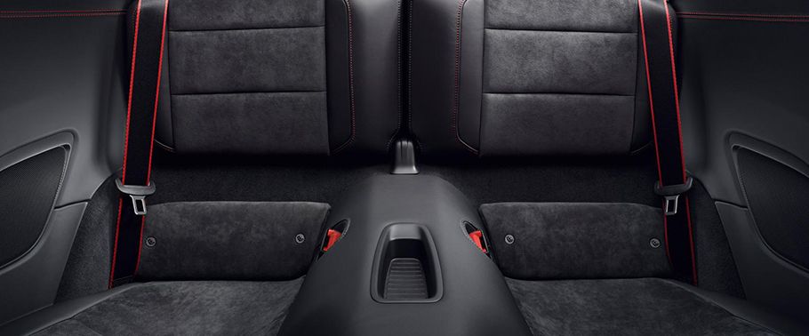 Porsche 911 Carrera GTS Cabriolet Rear Seats