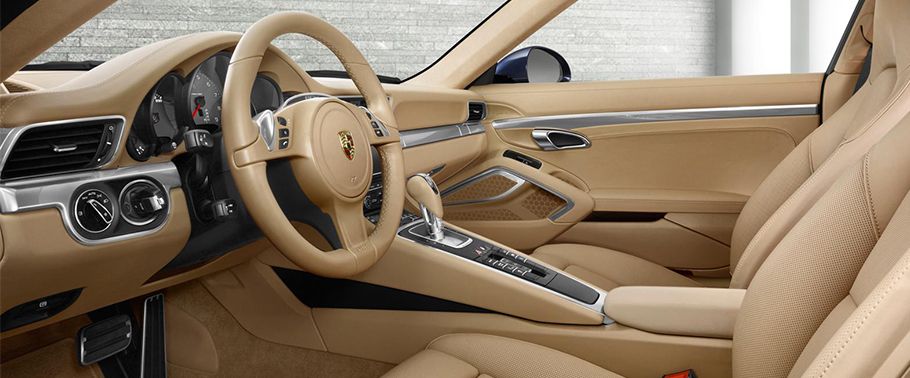 911 Carrera 4S Cabriolet Front Seats