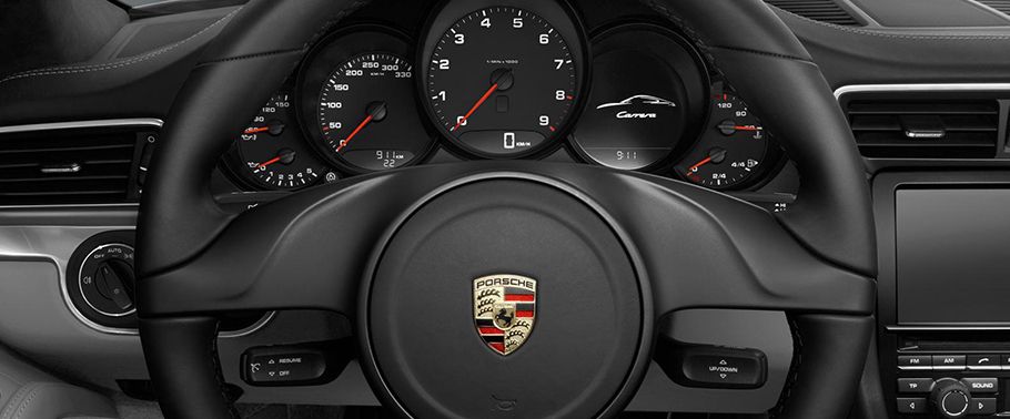 Porsche 911 Carrera 4S Cabriolet Steering Wheel