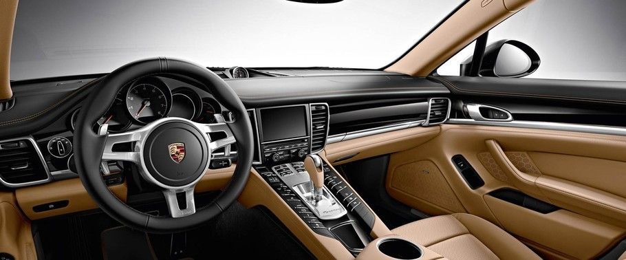 Dashboard View of Panamera Edition