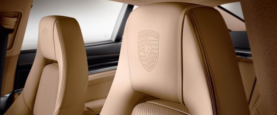 Panamera Edition Front Seat Headrest