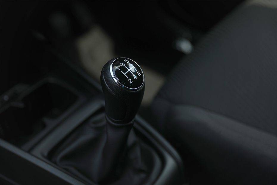 Suzuki Ertiga Hybrid Gear Shifter Suzuki Ertiga Hybrid Gear Shifter