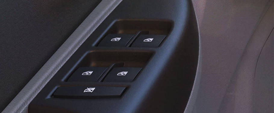 Chevrolet Spin Drivers Side In Side Door Controls