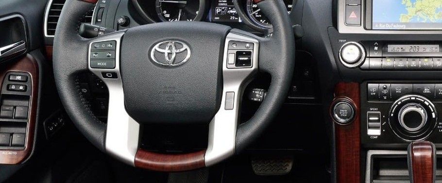 Toyota Land Cruiser (1993-2007) Drivers Side In Side Door Controls