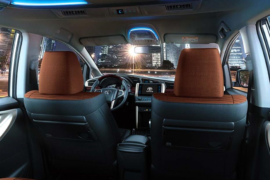 Toyota Innova 2021 Interior & Exterior Images, Colors & Video Gallery