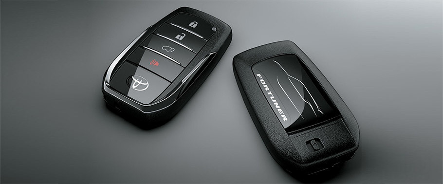 Toyota Fortuner Keychain Fob Toyota Fortuner Keychain Fob