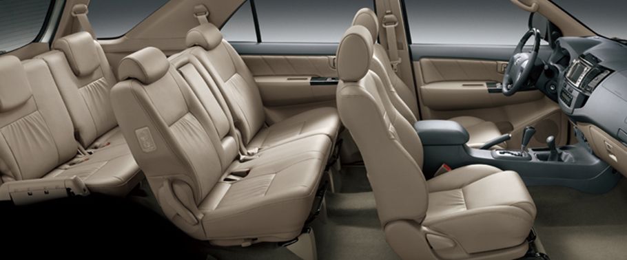 Toyota Fortuner (2011-2018) Rd Row Seat