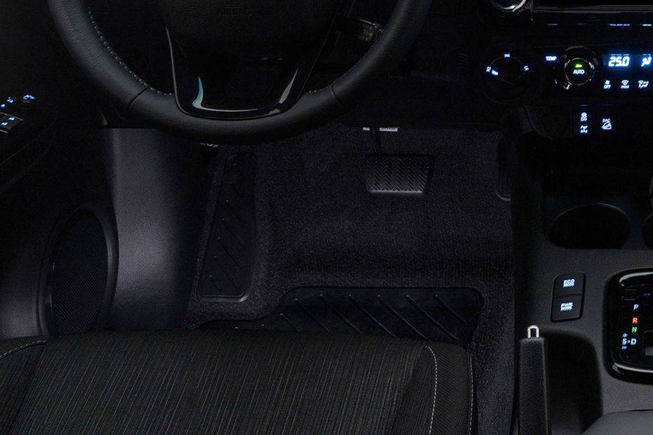 Hilux Richbrook Competition Foot Pedal Set Hilux Richbrook Competition Foot Pedal Set