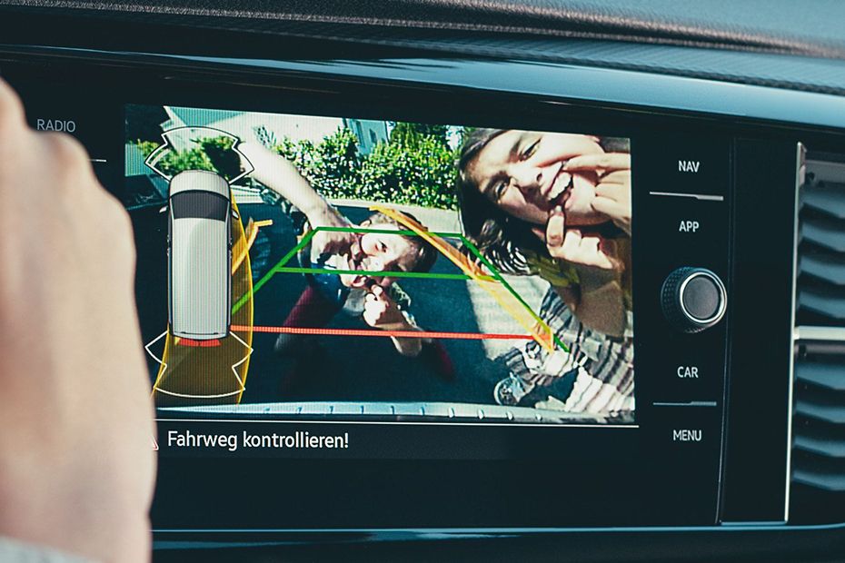 Volkswagen Multivan Kombi Parking Assist Volkswagen Multivan Kombi Parking Assist