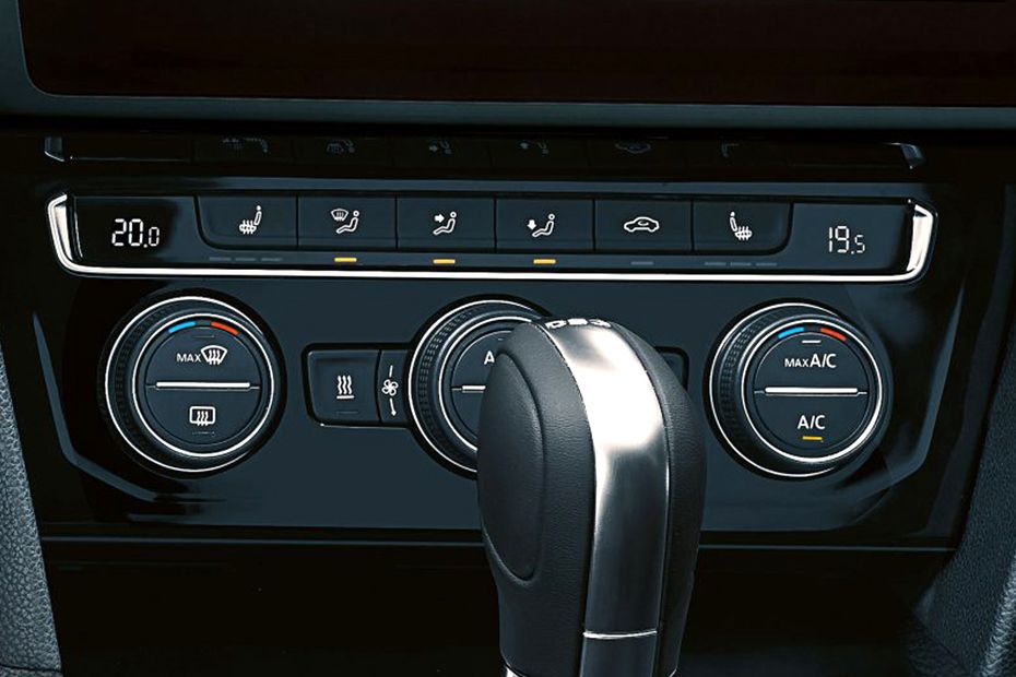 Front AC Controls of Volkswagen Passat Front AC Controls of Volkswagen Passat