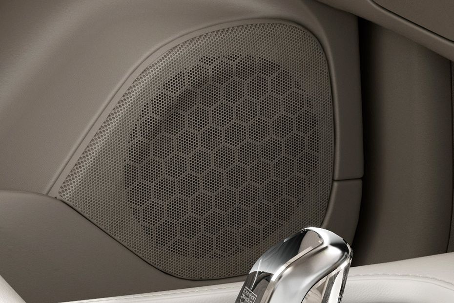 Volvo XC90 Speakers View