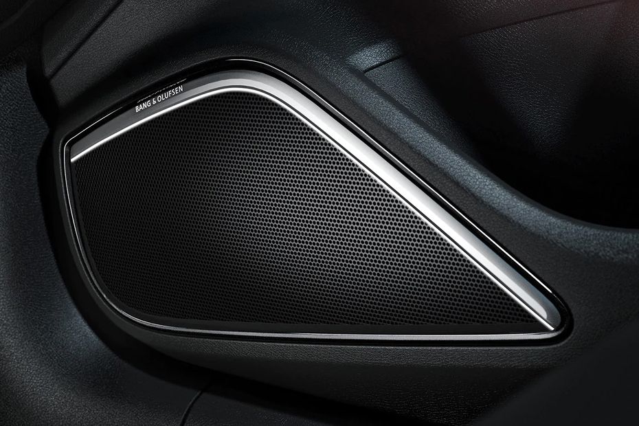 Speakers View of Audi RS 3 Sedan Speakers View of Audi RS 3 Sedan