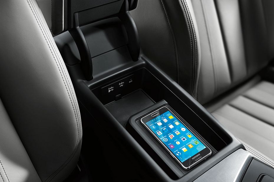 A4 Sedan Front Center Divider