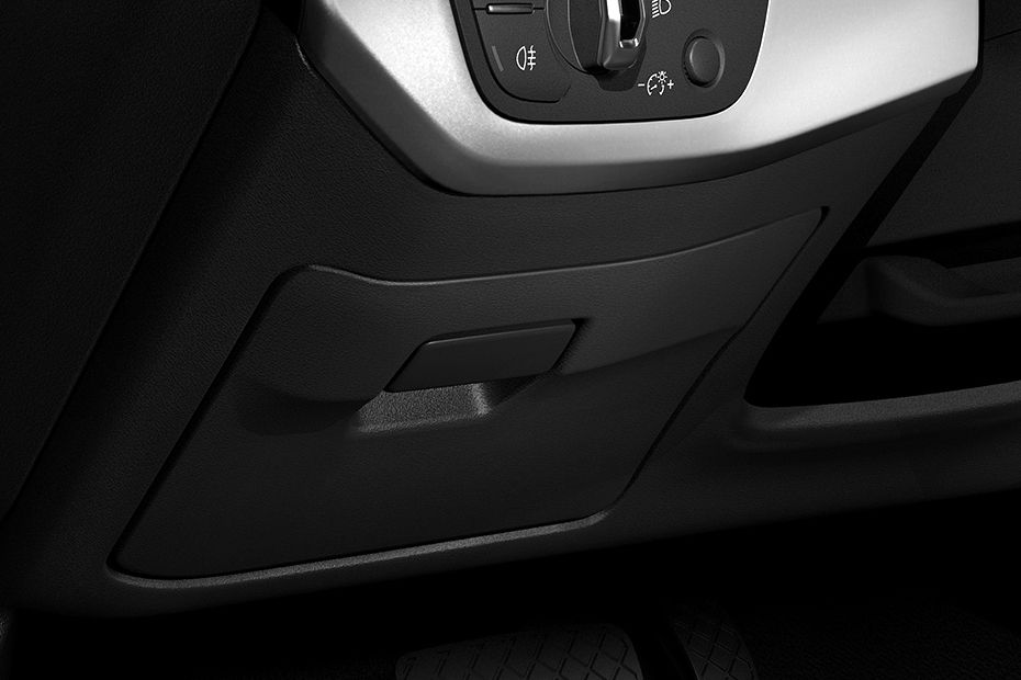 Audi A4 Sedan Glove Box