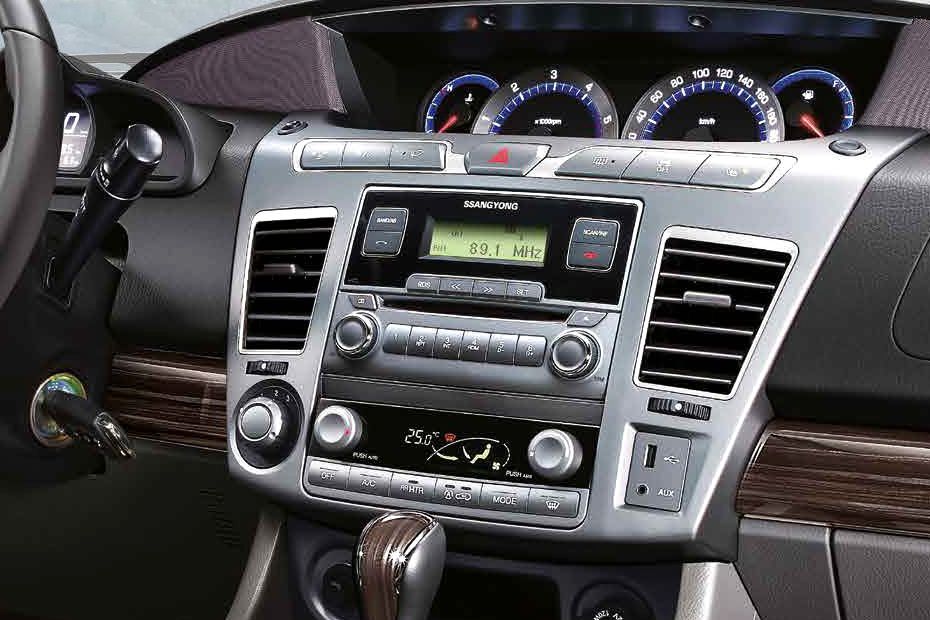 Ssangyong Rodius Stereo View Ssangyong Rodius Stereo View