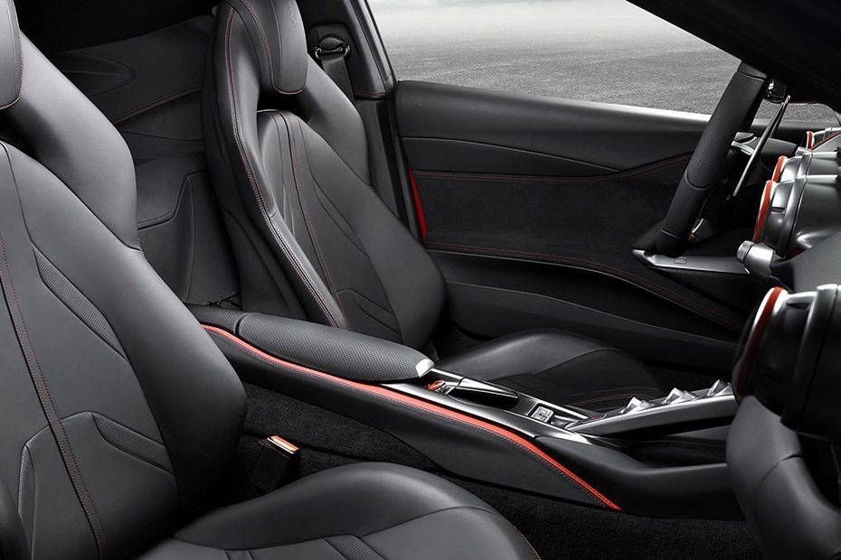 Ferrari 812 Superfast Passenger Seat