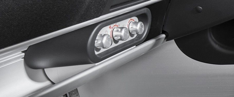 Side AC Controls of Lotus Elise 220 Cup