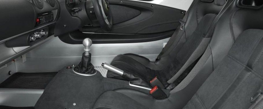 Lotus Exige S Coupe Gear Shifter