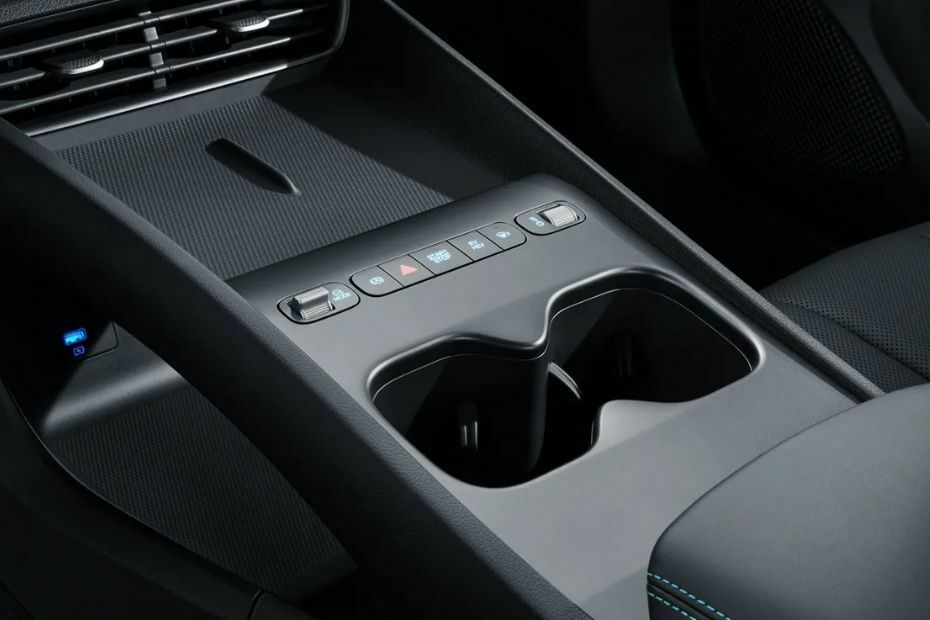 Seal 5 DM-i Cup Holders Seal 5 DM-i Cup Holders
