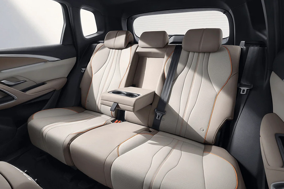 BYD Sealion 5 DM-i Rear Seats BYD Sealion 5 DM-i Rear Seats