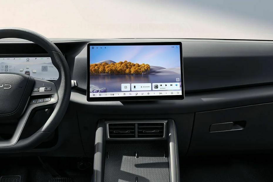 Dashboard View of Atto 2 DM-i Dashboard View of Atto 2 DM-i