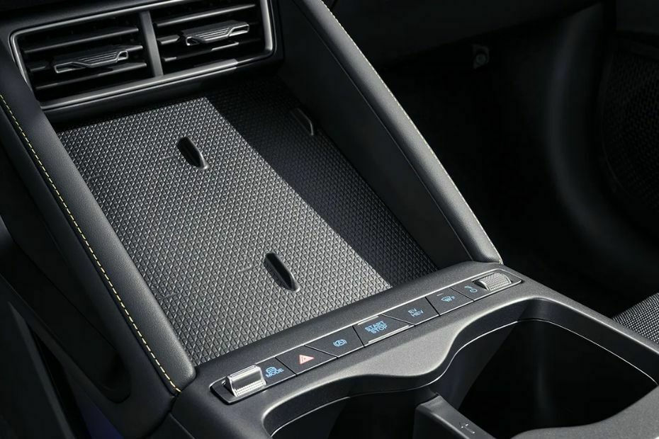 Front AC Controls of BYD Atto 2 DM-i Front AC Controls of BYD Atto 2 DM-i