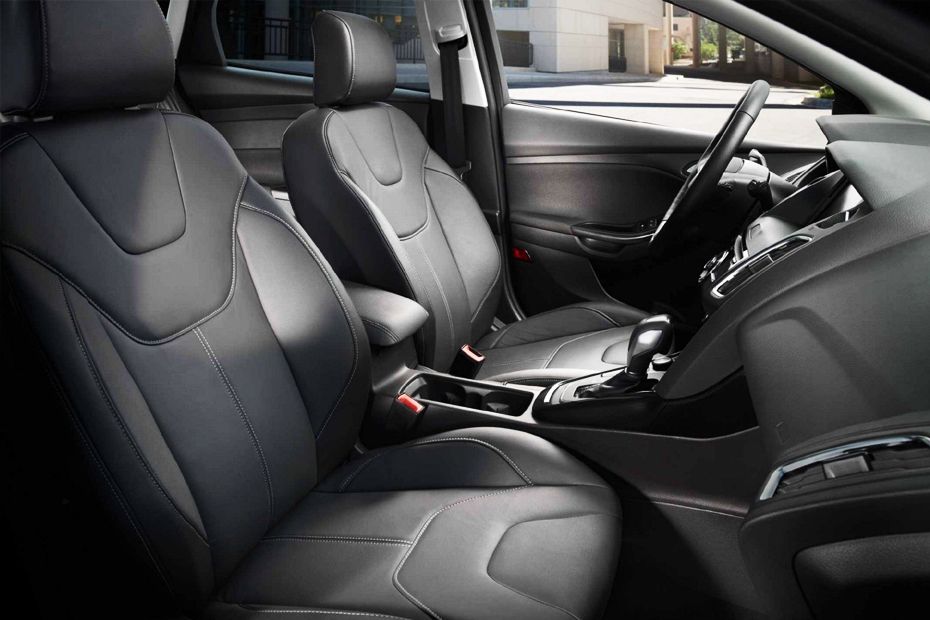 Focus Sedan (2005-2019) Front Seats Focus Sedan (2005-2019) Front Seats