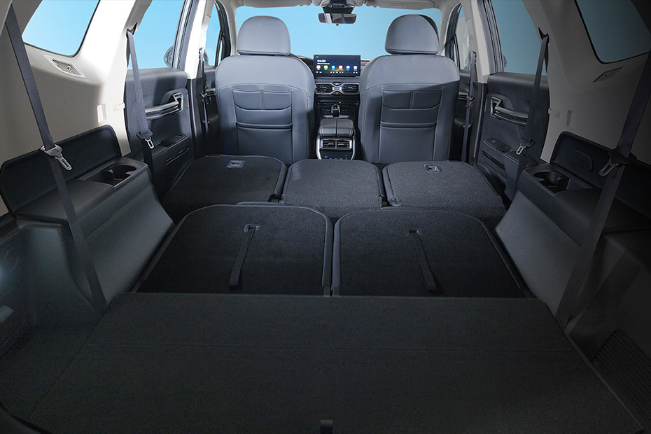 Folding Seats of Geely Okavango