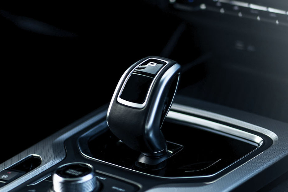 Geely Okavango Gear Shifter