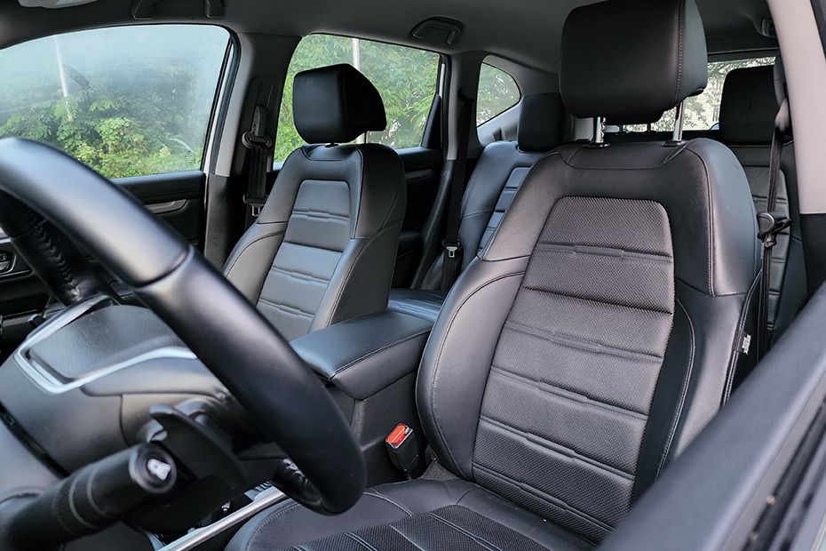 Honda CR-V front seat headrest Honda CR-V front seat headrest