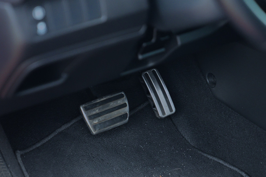 Honda HR-V richbrook competition foot pedal set