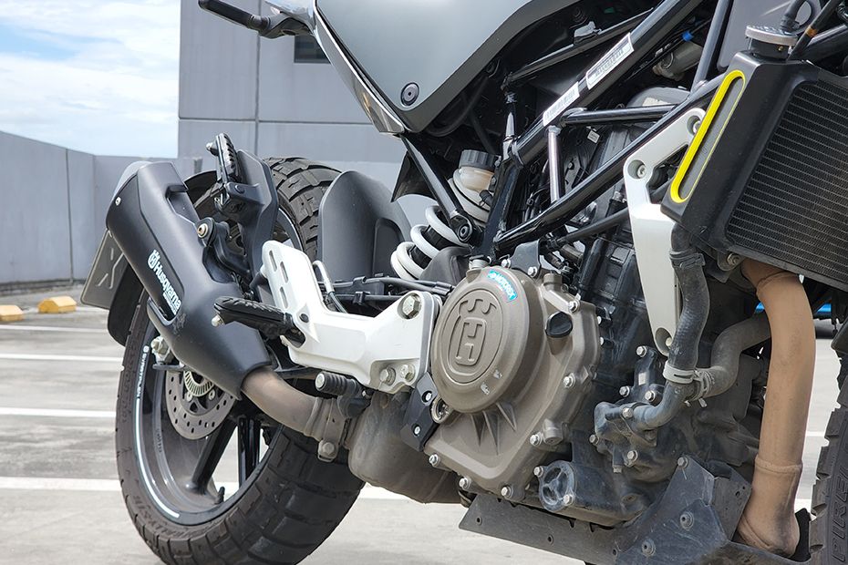 Husqvarna Svartpilen 401 Engine View Husqvarna Svartpilen 401 Engine View