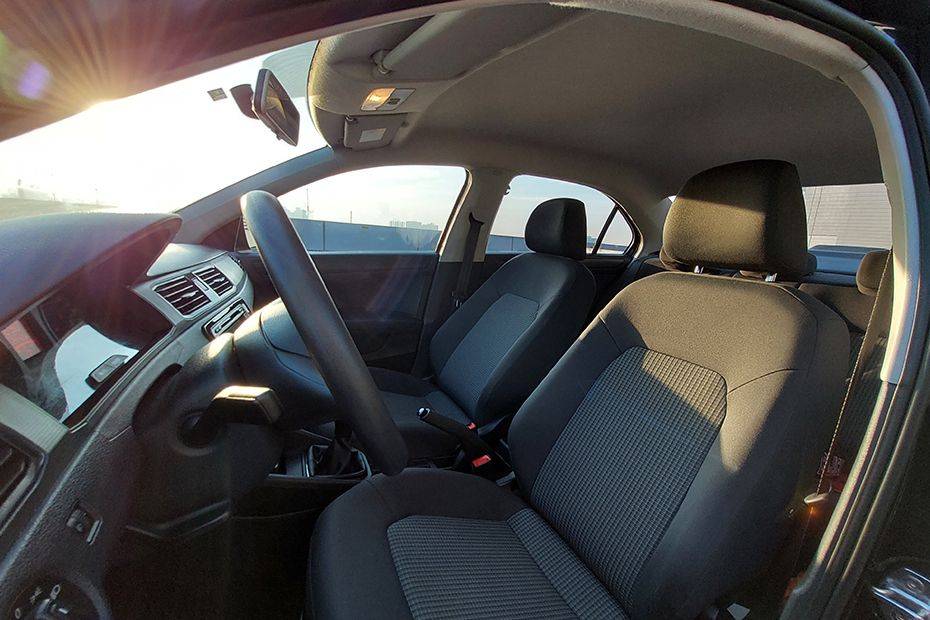 Volkswagen Santana front seats Volkswagen Santana front seats