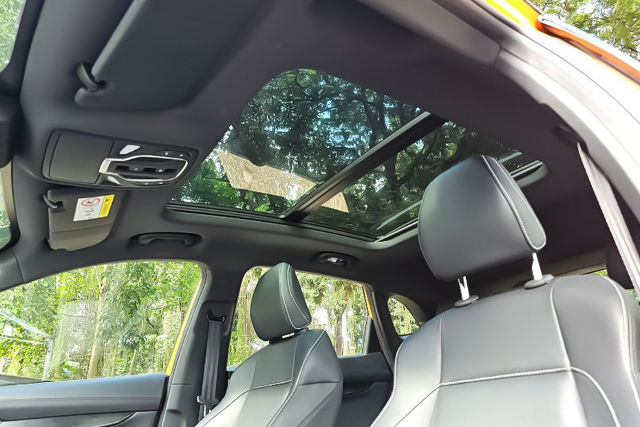 MG One Sunroof Moonroof MG One sunroof moonroof