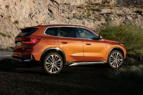 Rear Medium View of BMW X1