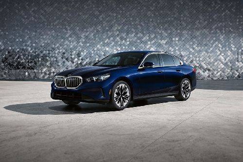 BMW 5 Series Sedan 520i Luxury