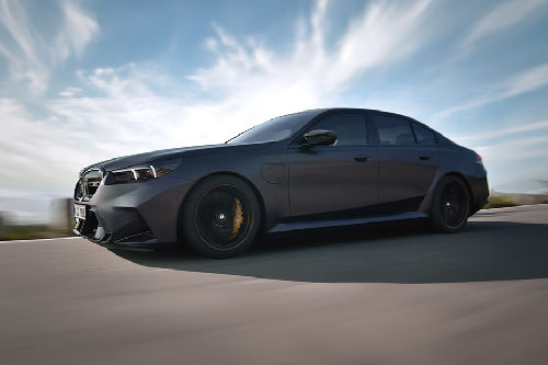 M5 Sedan Front deep low Angle View