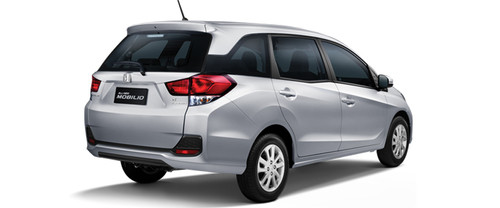 Mobilio (2015-2017) Rear angle view