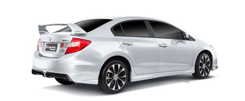 Civic (2006-2015) Rear angle view