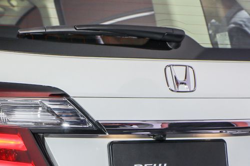 Honda Odyssey Rear Wiper